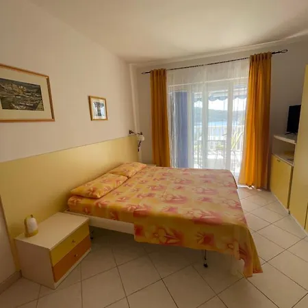 Sunset Hvar * هفار