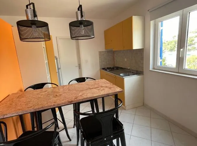 Sunset Hvar Apartman *